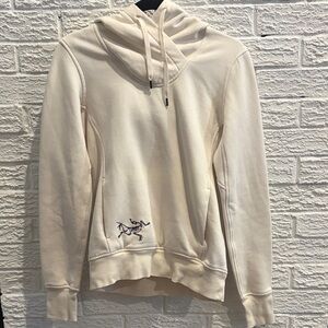 Arc'teryx Cream Hoodie Sweater